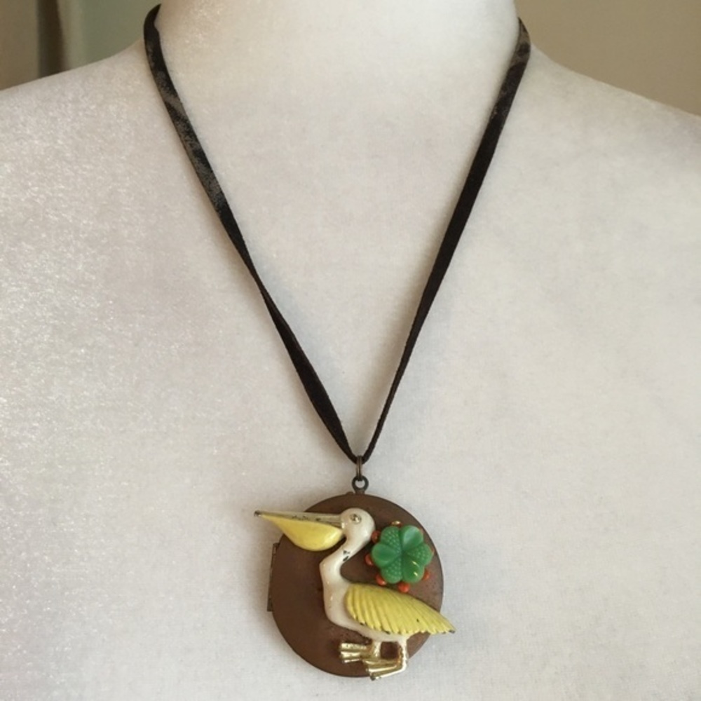 Artist Made Stork ‘70s Locket
